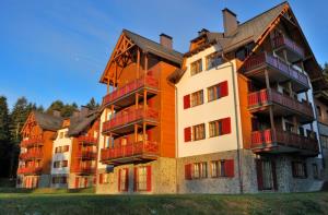 APARTMAJI BONA